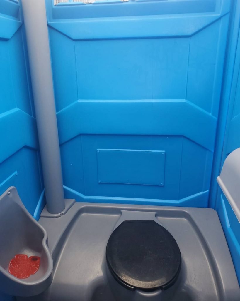 baños-portatiles-el-compa-chuy-ll-01