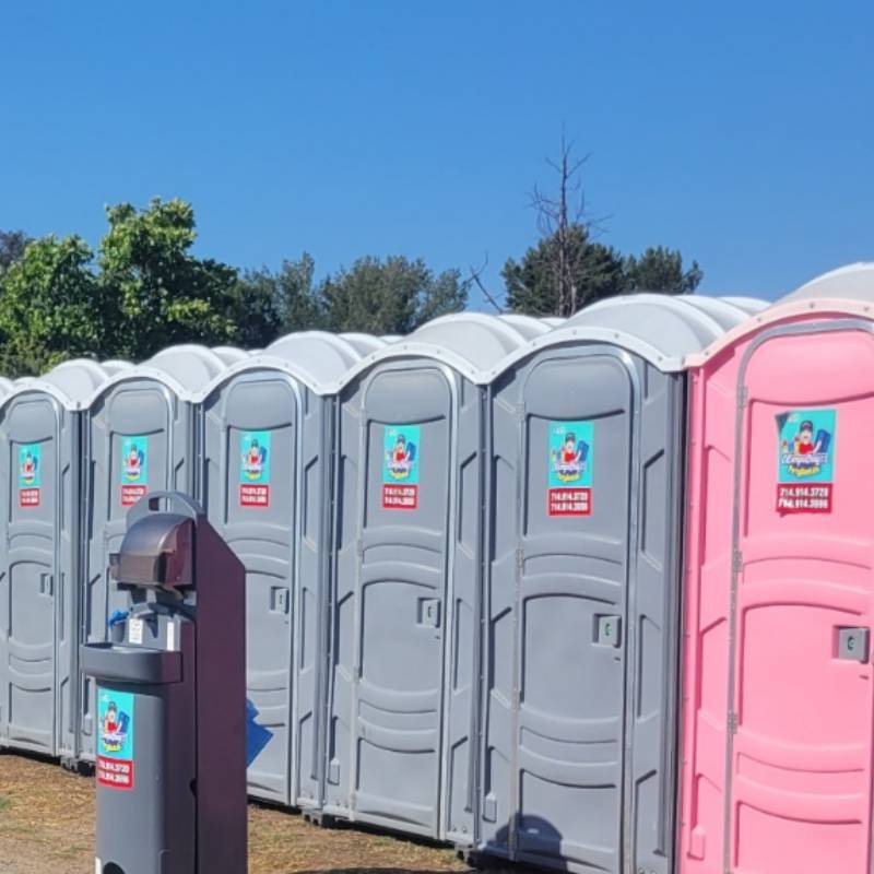 baños-portatiles-el-compa-chuy-ll-portada